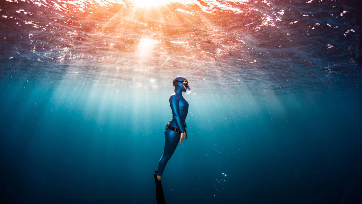 Le neptune explore les abysses de la piscine d’ans 🐳